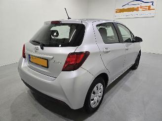 Toyota Yaris 1.0 VVT-i Aspiration 5.Drs Bjr.2015 picture 6