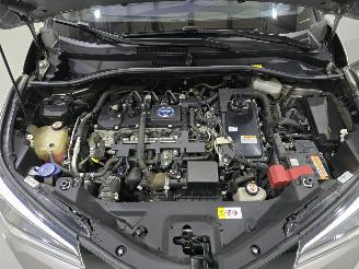 Toyota CH-R 1.8 Hybrid BI-Tone Plus Leder Cruise Bjr.2017 picture 24