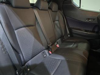 Toyota CH-R 1.8 Hybrid BI-Tone Plus Leder Cruise Bjr.2017 picture 30