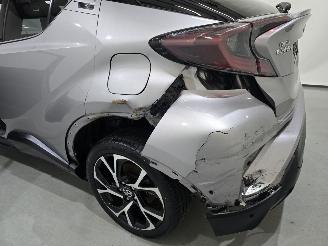 Toyota CH-R 1.8 Hybrid BI-Tone Plus Leder Cruise Bjr.2017 picture 8