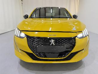 Peugeot 208 HB 1.2 Puretech 130 GT-Line Aut8 picture 2