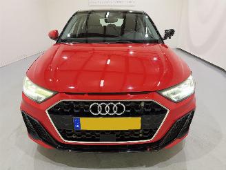 Audi A1 Sportback 30 TFSI S Line pro picture 2