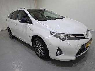 Schadeauto Toyota Auris Touring Sports 1.8 Hybrid Lease Panorama Bjr.2014 2014/10