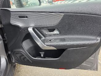 Mercedes A-klasse 200 Busines Solution AMG Leder Pano 120Kw picture 12