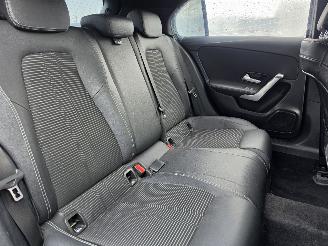 Mercedes A-klasse 200 Busines Solution AMG Leder Pano 120Kw picture 16