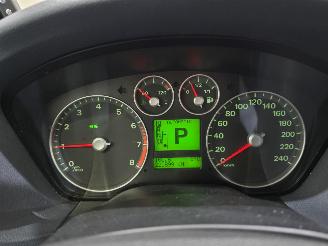 Ford Focus Wagon 1.6-16V Futura Automaat picture 15