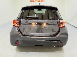 Toyota Yaris HB 1.5 HEV Comfort Aut. picture 11