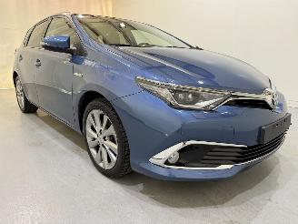 skadebil auto Toyota Auris HB 1.8 Hybrid Dynamic Aut. 2016/6