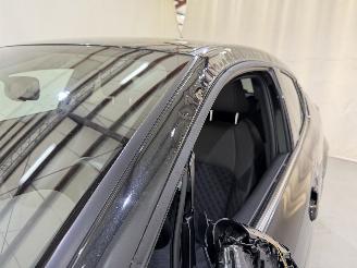 Toyota C-HR 1.8 Hybrid Exe Nav/Clima/Leer picture 18