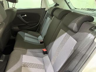 Volkswagen Polo V HB 1.0 Connected Series picture 34