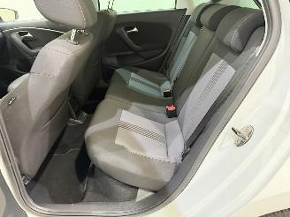 Volkswagen Polo V HB 1.0 Connected Series picture 35