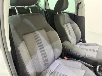 Volkswagen Polo V HB 1.0 Connected Series picture 22