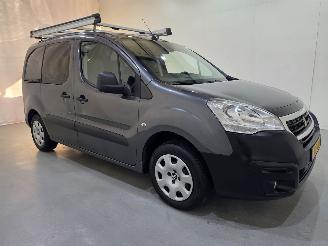 damaged commercial vehicles Peugeot Partner 120 1.6 VTi 98XR 72Kw Bjr.2016 2016/4