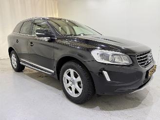 Coche accidentado Volvo Xc-60 2.0 T5 FWD Summum Autom. 2016/2
