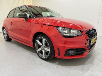 Voiture accidenté Audi A1 1.2 TFSI S-Line Navi/Clima 2014/4