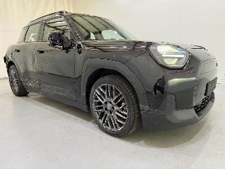 skadebil auto Mini Aceman SE Essential Electric 2024/12