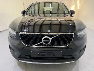 Volvo XC40 Momentum Pro 2WD 95kW T2 Automaat picture 2