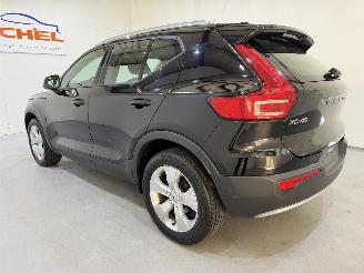 Volvo XC40 Momentum Pro 2WD 95kW T2 Automaat picture 4