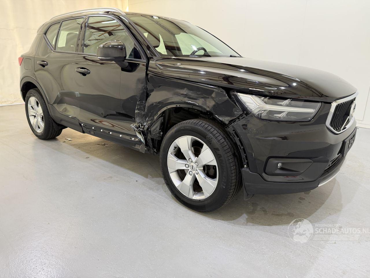 Volvo XC40 Momentum Pro 2WD 95kW T2 Automaat