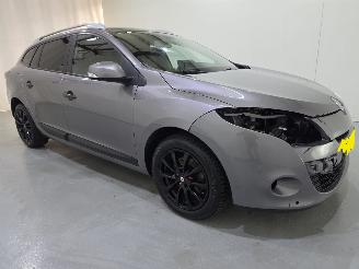 Damaged car Renault Mégane Grandtour 1.4 TCe Expression 96Kw 2010/2