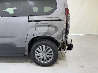 Peugeot Rifter MPV 1.2 PureTech 110 Style picture 5