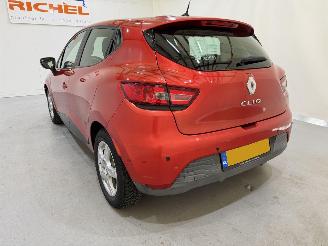 Renault Clio HB 1.2 16V 75 Collection Airco picture 17
