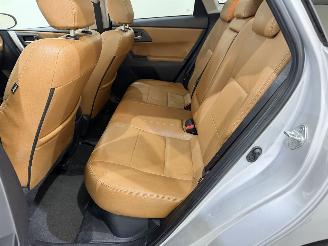 Toyota Auris HB 1.8 Hybrid Lease Pro Navi/Clima picture 15