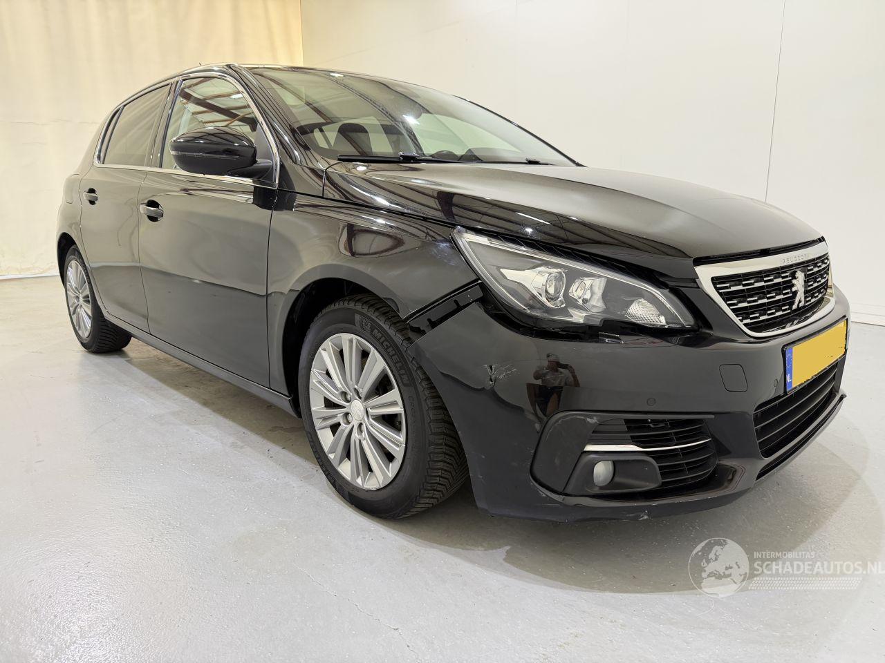 Peugeot 308 HB 1.2 PureTech Allure Pano