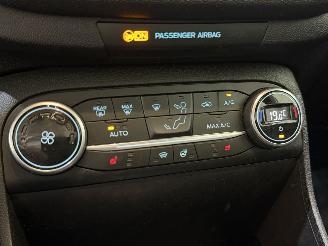Ford Fiesta HB 1.0 EcoBoost Titanium picture 21