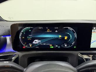 Mercedes A-klasse A 250 e PHEV AMG Line Night Edition picture 10