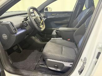 Volvo EX30 Single Extended Range Ultra 200kW picture 31