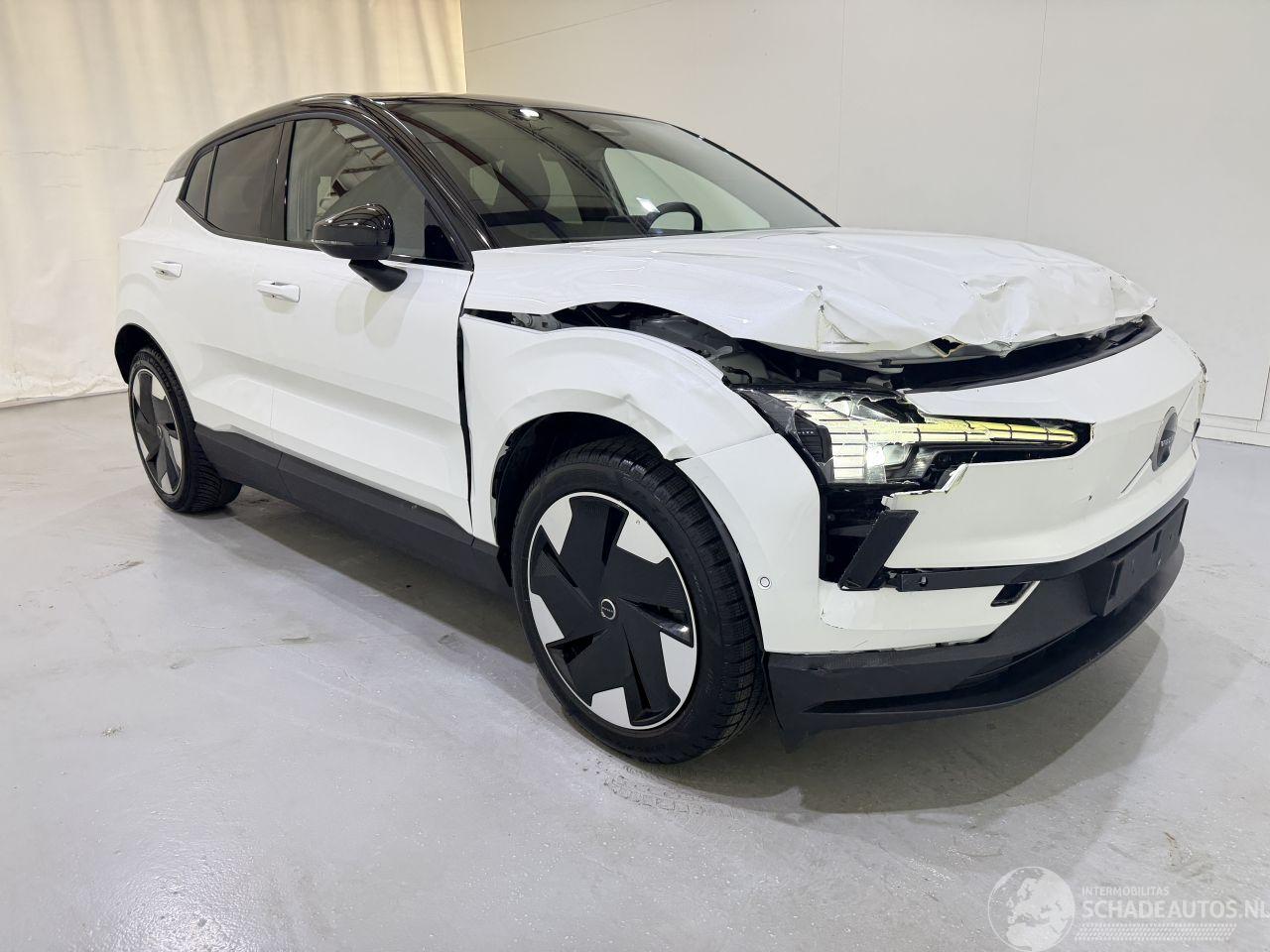 Volvo EX30 Single Extended Range Ultra 200kW