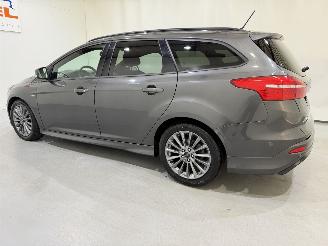 Ford Focus Wagon ST-Line 140 EcoBoost picture 16