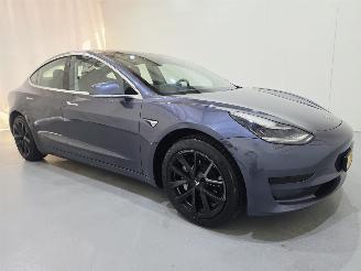 Unfallwagen Tesla Model 3 Standard range Plus RWD  Bjr.2020 2020/8