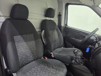 Opel Combo 1.6 CDTi L2H1 Edition 77Kw Bjr.2018 picture 12