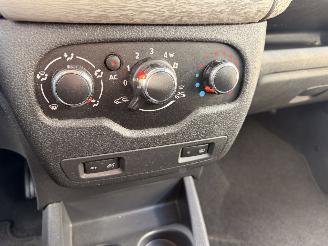 Dacia Lodgy 1.2 TCe Laureate 5-Pers Airco picture 18