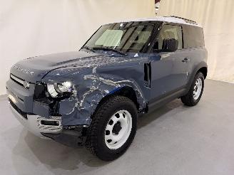 Land Rover Defender 90 D200 S 3.0 MHEV Hybride picture 5