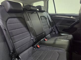 Volkswagen Golf  picture 8