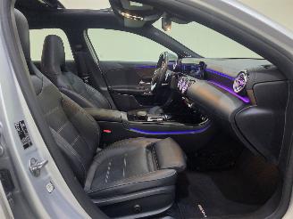 Mercedes A-klasse 200 Launch Edition Premium Plus AMG Line bjr.2018 picture 8