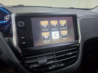 Peugeot 2008 1.2 PureTech Allure Panorama Bjr.2016 picture 23