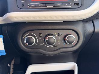 Renault Twingo 1.0 SCe Authentique Airco 5 Drs picture 18