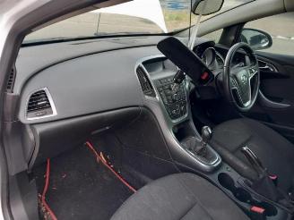 Opel Astra Astra J GTC (PD2/PF2), Hatchback 3-drs, 2011 / 2018 1.4 Turbo 16V ecoFLEX 120 picture 11