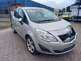 Vrakbiler auto Opel Meriva Meriva (B), MPV, 2010 / 2017 1.4 16V Ecotec 2011