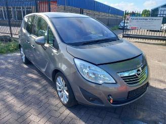 Vrakbiler auto Opel Meriva Meriva (B), MPV, 2010 / 2017 1.4 Turbo 16V ecoFLEX 2010/9