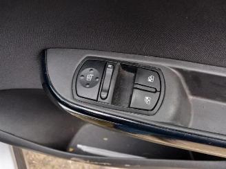 Opel Corsa-E Corsa E, Hatchback, 2014 1.4 16V picture 19