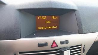 Opel Astra Astra H (L48), Hatchback 5-drs, 2004 / 2014 1.6 16V picture 17