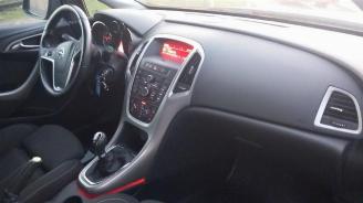 Opel Astra Astra J (PC6/PD6/PE6/PF6), Hatchback 5-drs, 2009 / 2015 1.4 Turbo 16V picture 9