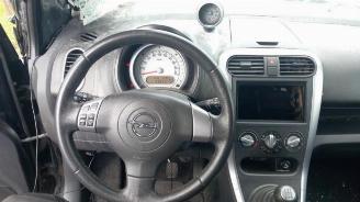 Opel Agila Agila (B), MPV, 2008 / 2014 1.0 12V picture 12