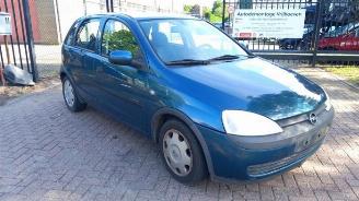 Vrakbiler auto Opel Corsa Corsa C (F08/68), Hatchback, 2000 / 2009 1.2 16V 2001/10