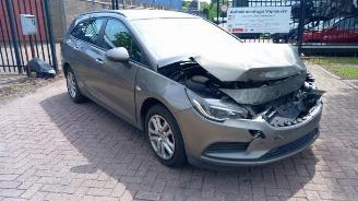 Vrakbiler auto Opel Astra Astra K Sports Tourer, Combi, 2015 / 2022 1.6 CDTI 110 16V 2016/9